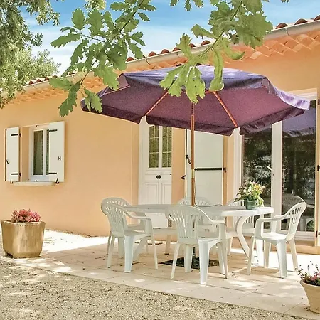 3 Bedroom Beautiful In בית נופש Saint-Thomé